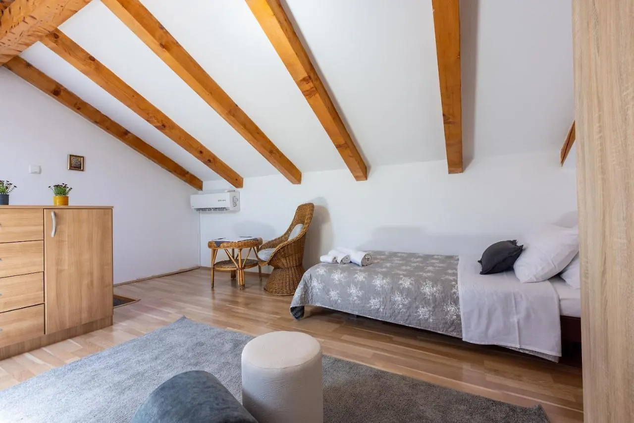 Villa House Nevenka Medulin 0*,  Croacia